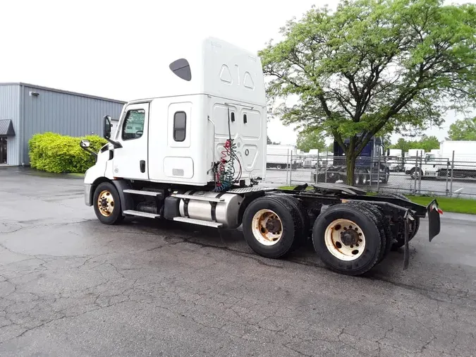 2020 FREIGHTLINER/MERCEDES NEW CASCADIA 116ec06ab13f12b6e29a4836ecd889a3ccd