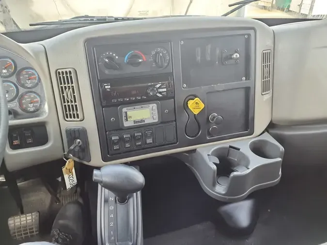 2019 NAVISTAR INTERNATIONAL 4300