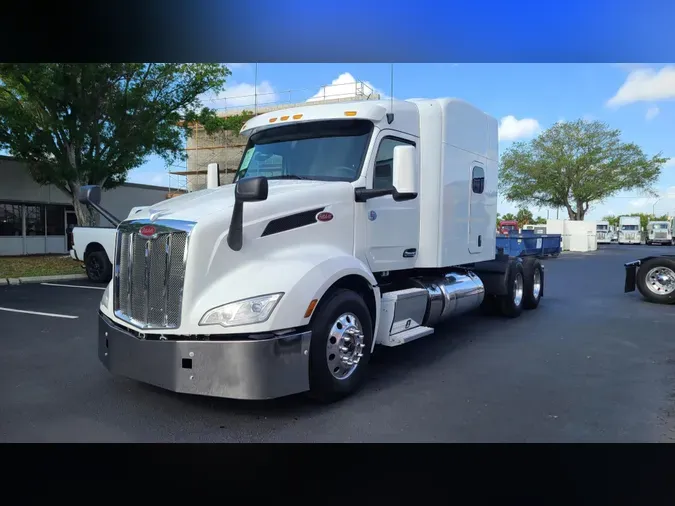 2022 Peterbilt 579
