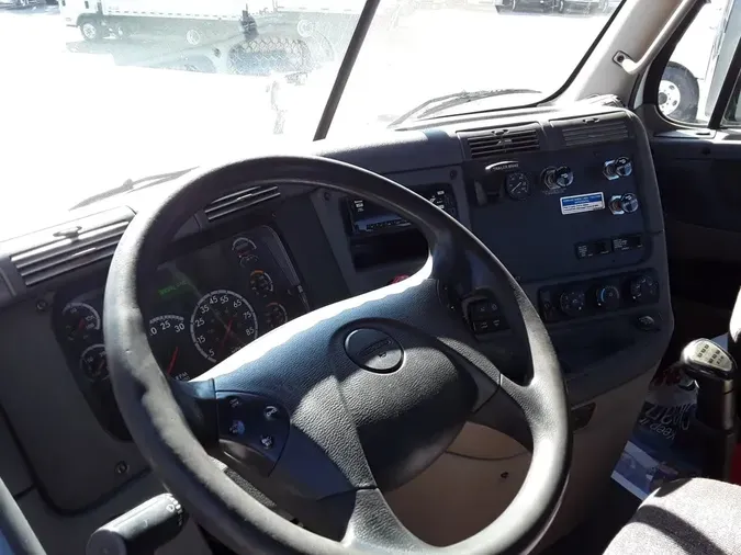 2018 FREIGHTLINER/MERCEDES CASCADIA 125ec0e96ad8aa8f8f302e7db911f146efd