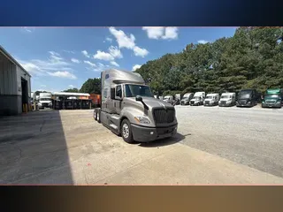 2022 International LT