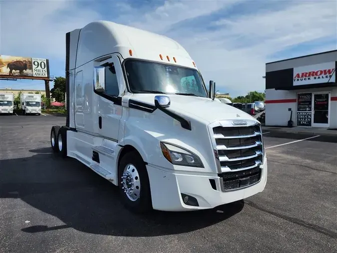2022 FREIGHTLINER CASCADIA