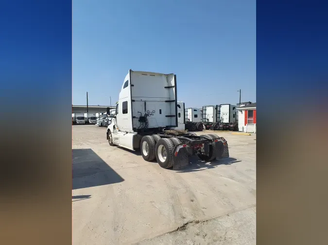 2019 NAVISTAR INTERNATIONAL LT625 SLPR CAB