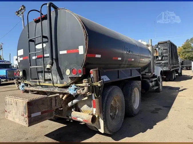 2006 MACK GRANITE CV713