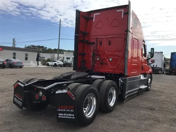 2021 FREIGHTLINER CA126