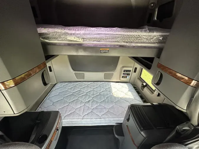 2019 International LT625