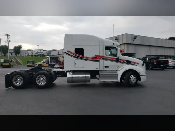 2021 Peterbilt 579