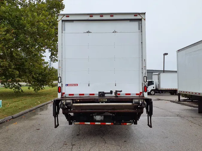 2016 FREIGHTLINER/MERCEDES M2 106