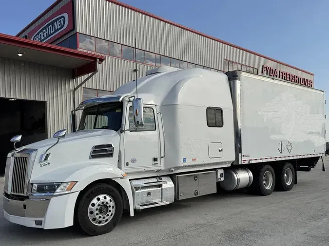 2019 Western Star 5700 XE