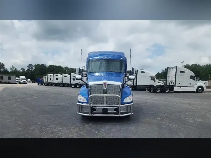 2021 KENWORTH T680
