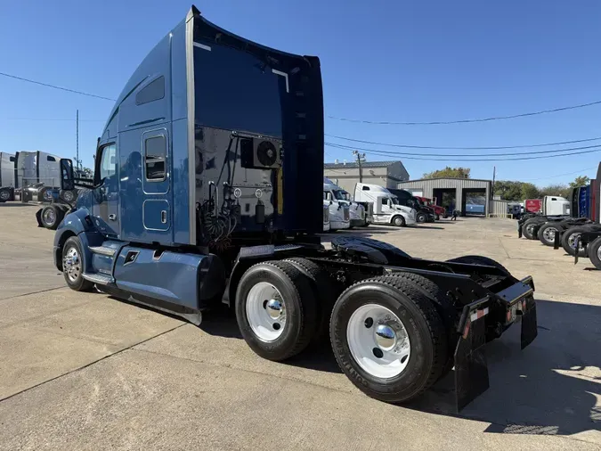 2022 Kenworth T680