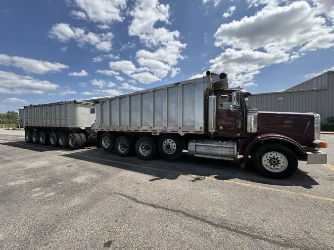 1999 Peterbilt 357