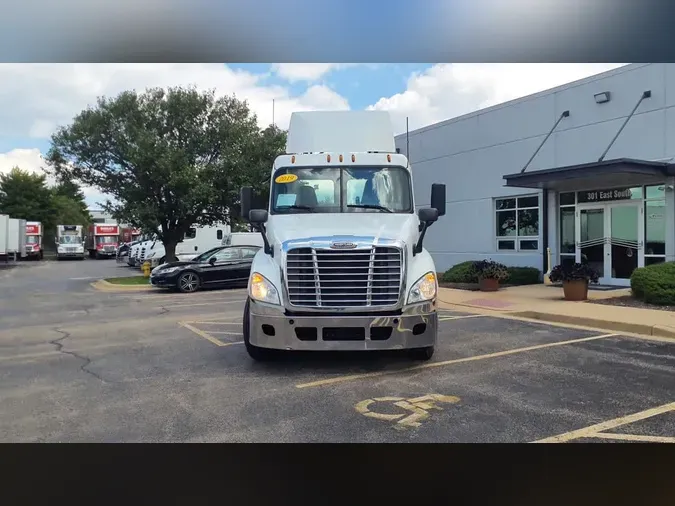 2019 FREIGHTLINER/MERCEDES CASCADIA 125ec23956683bad5a64d8dc6208036d14b