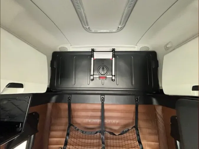 2023 Freightliner Cascadia 126