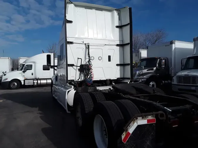 2020 NAVISTAR INTERNATIONAL LT625 SLPR CAB