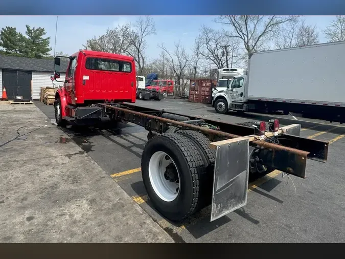 2018 FREIGHTLINER/MERCEDES M2 106