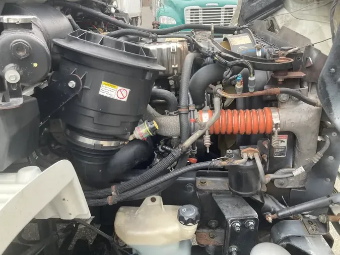 2019 FREIGHTLINER/MERCEDES M2 106