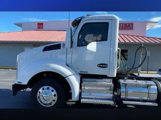 2015 Kenworth T880