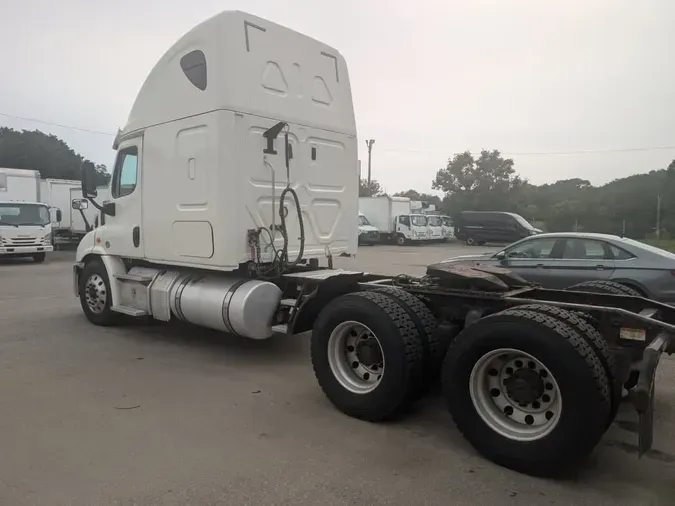 2019 FREIGHTLINER/MERCEDES CASCADIA PX11364ST