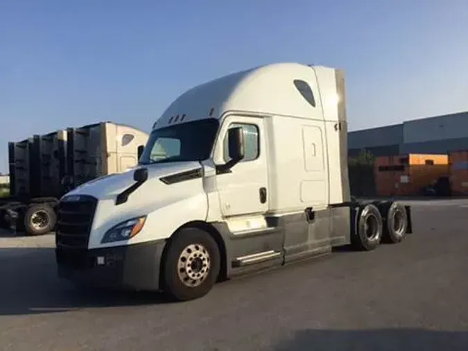 2020 Freightliner Cascadia