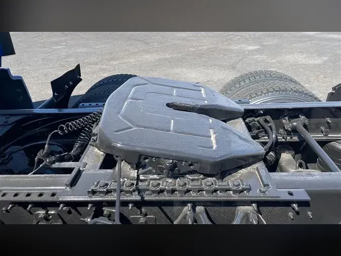 2020 INTERNATIONAL LT