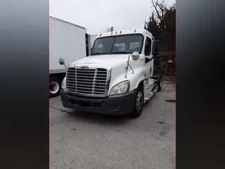 2013 FREIGHTLINER/MERCEDES CASCADIA 125