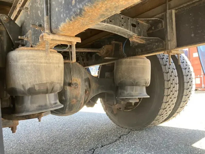 2019 FREIGHTLINER/MERCEDES M2 106