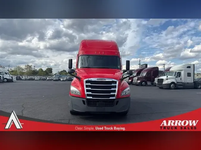 2022 FREIGHTLINER CA126