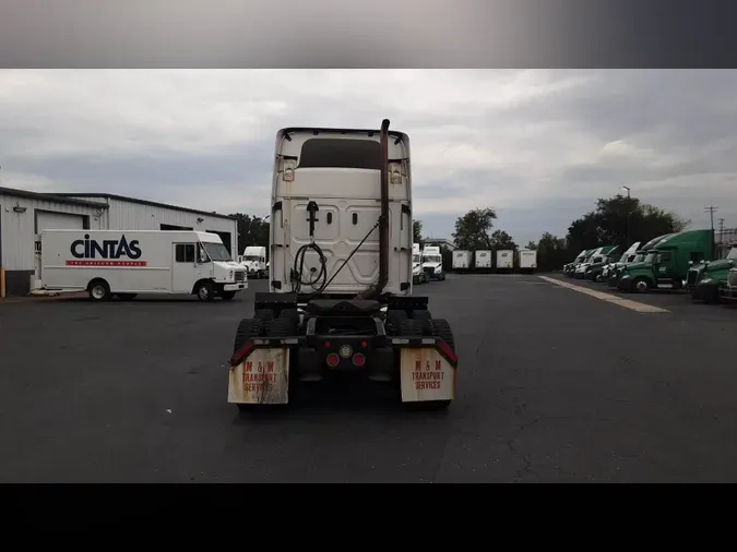 2020 Freightliner Cascadia 126ec3f185a0d893bc1175c0bf15d00da3c