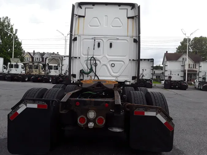 2018 FREIGHTLINER/MERCEDES CASCADIA 125