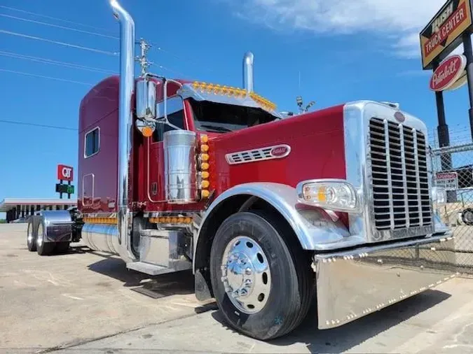 2022 Peterbilt 389