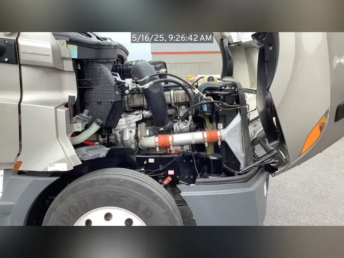 2021 Freightliner Cascadia