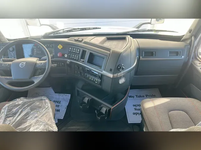 2023 Volvo VNL 760