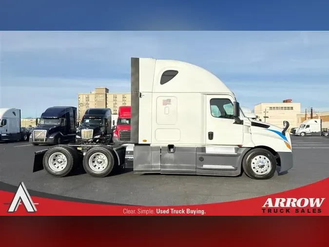 2020 FREIGHTLINER CA126