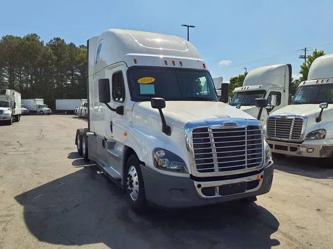 2019 FREIGHTLINER/MERCEDES CASCADIA 125