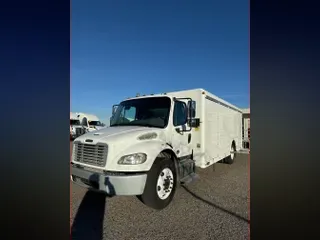 2015 FREIGHTLINER/MERCEDES M2 106