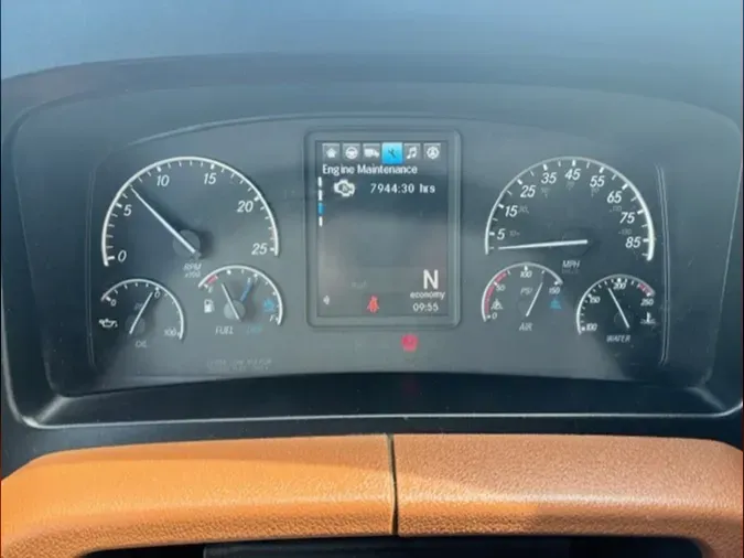 2022 Freightliner PT126SLP