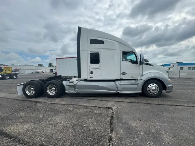 2022 Kenworth T680