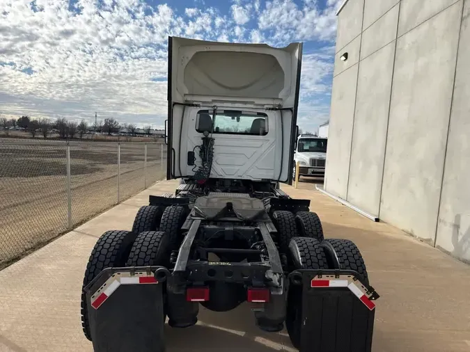 2020 NAVISTAR INTERNATIONAL RH613 DAYCAB T/A