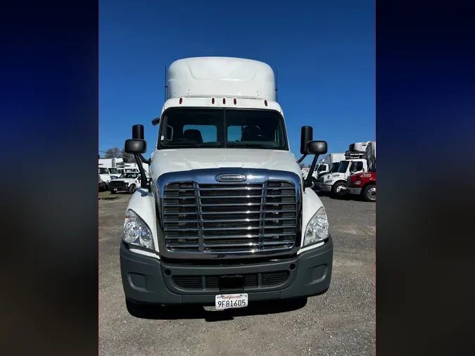 2018 FREIGHTLINER/MERCEDES CASCADIA 125