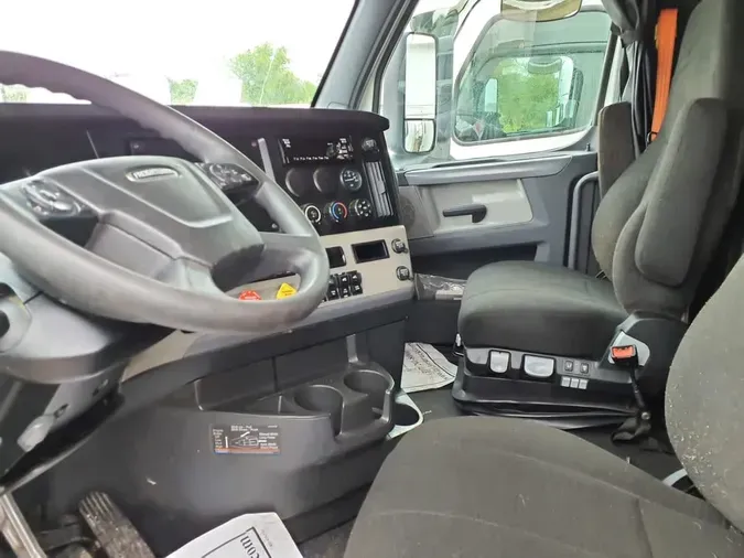 2019 FREIGHTLINER NEW CASCADIA PX12664