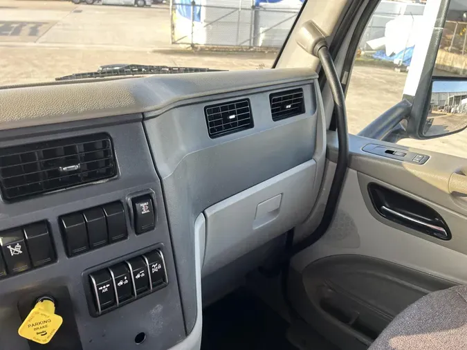 2020 Peterbilt 579