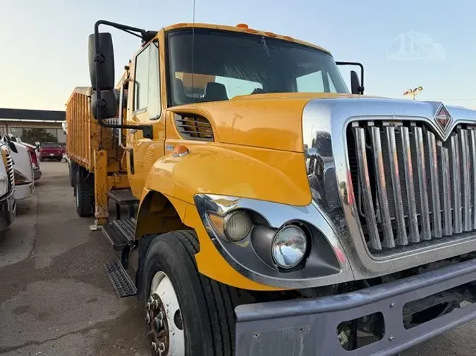 2010 INTERNATIONAL WORKSTAR 7300