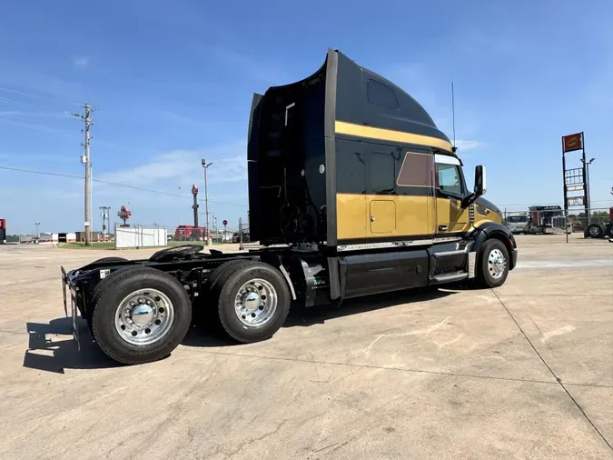 2020 Peterbilt 579