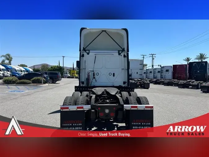 2019 FREIGHTLINER CA126