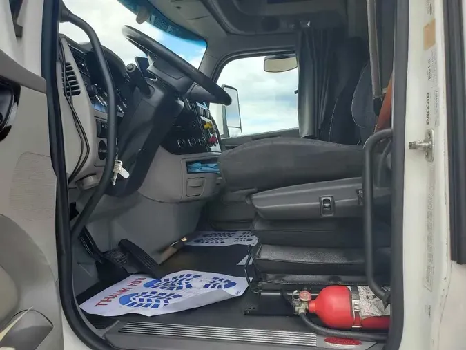 2019 PETERBILT 579