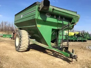 2015 J&M 875