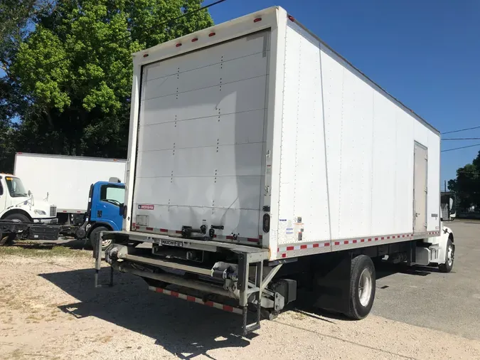 2019 FREIGHTLINER/MERCEDES M2 106