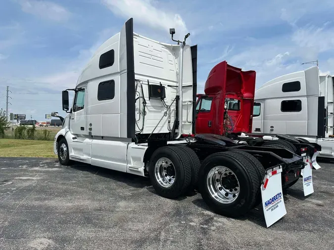 2019 VOLVO VNL64T860