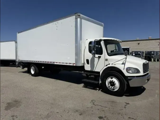 2019 Freightliner Business Class M2 106